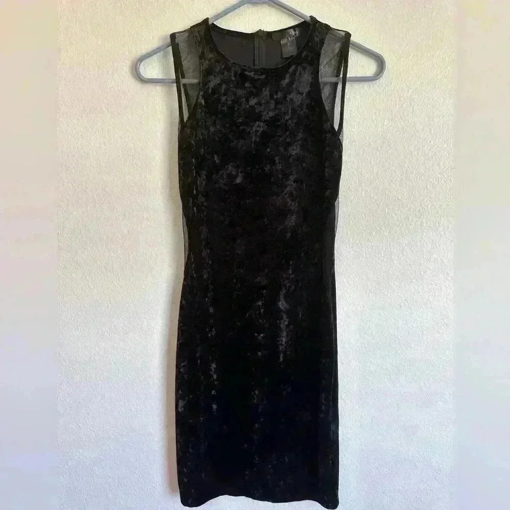 Aqua Bloomingdale’s Black Velvet Sleeveless Dress Small Sheer Sides‎ HOCO formal